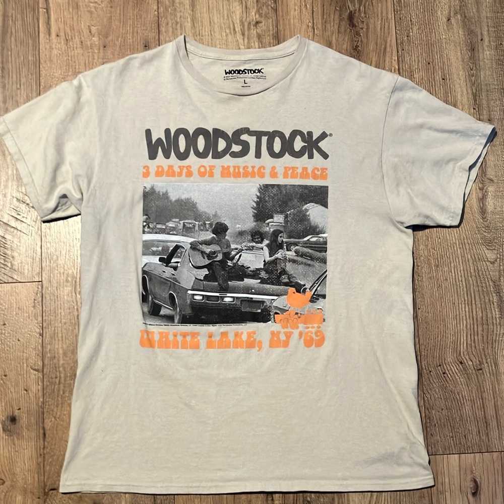 Vintage woodstock t